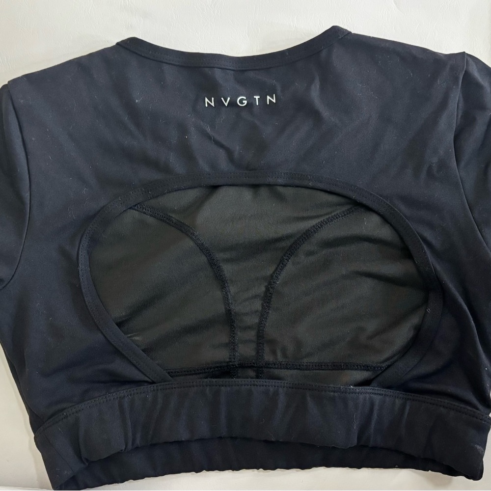NVGTN  Sports crop top